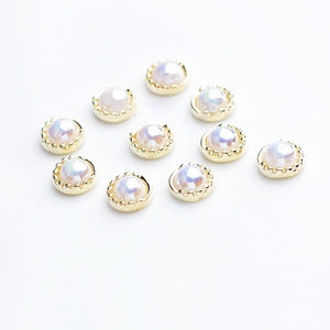 Décorations d'ongles en alliage métallique argenté et doré à dos plat, petites breloques 3D encadrées de perles, accessoires de manucure - Product Image 2