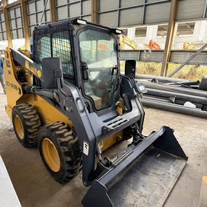 Cargadora de Dirección Deslizante con Ruedas XC7-SR08B de Uso Pesado con Bomba PLC y Caja de Cambios, 1 Año de Garantía para Trabajos Municipales y Agrícolas - Product Image 5