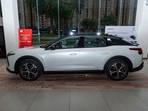 Citroën <span class=keywords><strong>C5X</strong></span> 1.6T Enjoy Edition Wagon d'occasion 2021, berline crossover élégante avec une conduite confortable - Product Image 4
