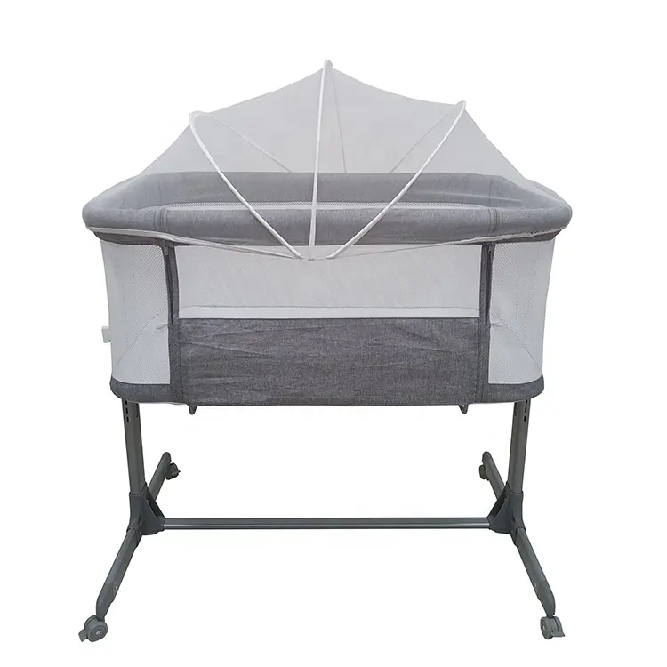 Grosir tempat tidur bayi, tempat tidur bayi tinggi dapat disesuaikan ke tempat tidur bayi dengan roda untuk bayi baru lahir