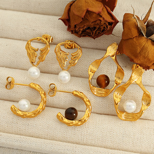 Retro Stainless Steel <b>Stud</b> <b>Earrings</b> Geometric C Shape Faux Pearl Women's Party Jewelry - Product Image 1