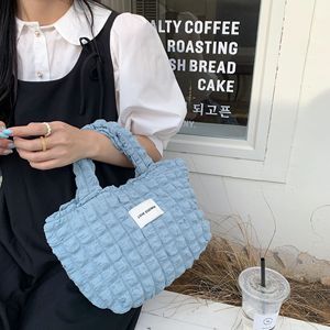 Nouveauté 2024 : Mini sacs à main pour femmes, sacs de maquillage matelassés tendance, petits sacs fourre-tout plissés sous le bras pour femmes - Product Image 2
