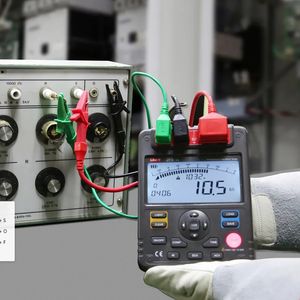 UT513A UNI-T Medidor de Resistencia de Aislamiento, Megóhmetro Digital de Alto Voltaje 5000V Rojo+Negro, Garantía de 3 Años A106 - Product Image 5