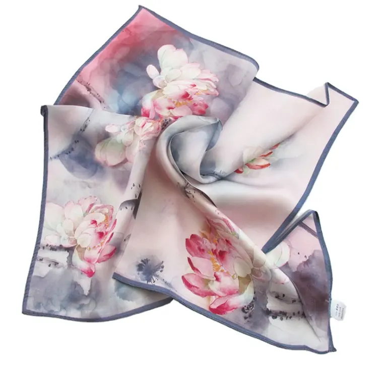 女性のためのカスタム春100% シルクの小さな正方形のスカーフプロのデザイン中国のジオマンティックインク塗装エレガントなレトロなネッカチーフ
