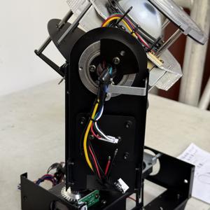 Hot Selling Led Stage Moving Head Light 200W Zoom Wash Warm/Cold White <strong>Dj</strong> Event Party Show Performance Equipment - Product Image 6