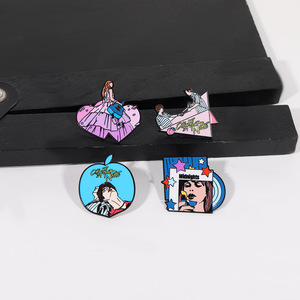 Oferta Especial: Pin de Solapa de Metal Esmaltado con Forma de Corazón de la <span class=keywords><strong>Película</strong></span> Call Me by Your Name, Broche de Moda Midnights para Mochilas y Ropa - Product Image 2