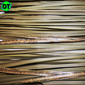 <span class=keywords><strong>Bardeaux</strong></span> de chaume en plastique faciles à installer au <span class=keywords><strong>prix</strong></span> de gros Échantillons gratuits Gazebo de jardin synthétique Tuiles de toit - Product Image 3