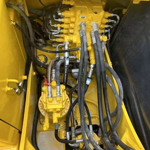 รถขุดตีนตะขาบ Komatsu PC130 มือสองญี่ปุ่นแท้ 13 ตัน ระบบไฮดรอลิก สำหรับงานก่อสร้างและงานถนน ลดราคาพิเศษ ใช้งานน้อย - Product Image 5