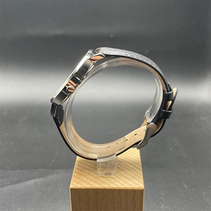 Reloj de Pulsera para Hombre ODM Mods, Superligero, Esfera Redonda Analógica de Madera, Correa de Cuero de Primera Calidad, Resistente al Agua 3BAR, Cuarzo Miyota - Product Image 6