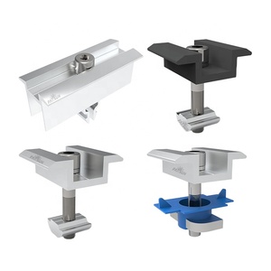 Abrazadera de Montaje Central para Paneles Solares FarSun, Negra, Sistema de Montaje K2 - Product Image 1