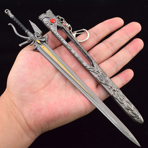 Final Fantasy XV Noctis Lion Heart Sword Réplica de aleación de zinc de metal completo con funda y llavero Juego de decoración coleccionable Periférico - Product Image 1