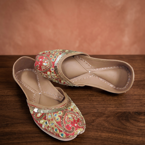 Fashionable Embroidery Genuine Leather Traditional Design Walking Shoes for Girls-Customizable Fashion Trend Indian Custom Logo - Product Image 1