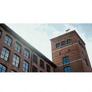 Banque sur la mort, un roman policière sur le meurtre à Wall Street d'Emma Lathen - Simply Media Ebook - Product Image 1