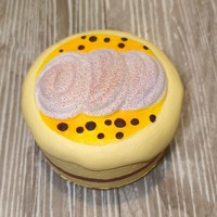 Jouet anti-stress à rebond lent, forme carrée gâteau fraise, sensoriel, réaliste, alimentaire, apaisant, nouveauté, cadeau idéal
