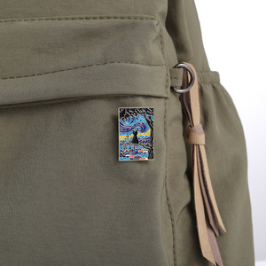 Broche en métal haut de gamme, série Peinture à l'huile Van Gogh, moulée par injection, électroplaquée noire, finition peinture au four, motif fleur de poitrine, polyvalente - Product Image 4