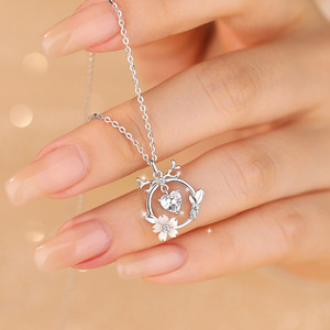 Collar con Colgante de Corazón Circular Floral de Plata de Ley S925, Circonita Cúbica Brillante, Joyería Fina Romántica para Mujer, Uso Diario, Boda - Product Image 3