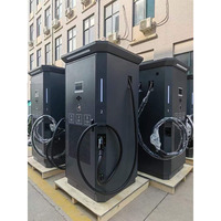 Chargeur DC pour véhicules électriques à trois pistolets 120KW 160KW 200KW 240KW, station de recharge commerciale GB/T montée au sol OCPP 1.6 IP54