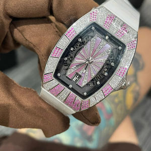 Reloj de Lujo para Hombre con Bisel de Diamantes Moissanite, Diseño Tonneau, Curvo, Esqueleto, con Fecha - Product Image 1