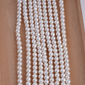 <span class=keywords><strong>Perles</strong></span> d'eau douce naturelles <span class=keywords><strong>pas</strong></span> chères, <span class=keywords><strong>grossiste</strong></span>, <span class=keywords><strong>perles</strong></span> rondes blanches AK de 4-5 mm - Product Image 4