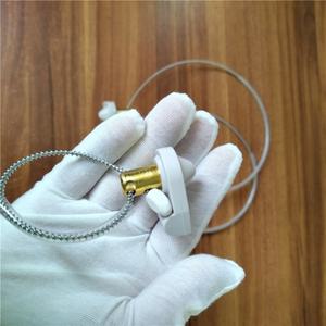 Etiqueta Antirrobo de 58KHz con Cable Metálico, Sistema AM EAS, Etiqueta Rígida para Botellas, Bidones de Aceite, Latas de Leche en Polvo, Protección Antirrobo, Venta al Por Mayor de Fábrica - Product Image 5