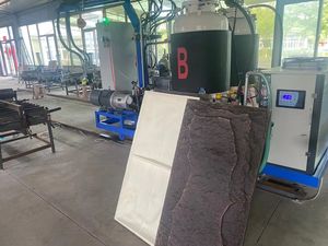 Áp lực cao Tự động <span class=keywords><strong>PU</strong></span> Polyurethane bọt Máy ép phun <span class=keywords><strong>PU</strong></span> đá tường bảng điều khiển máy - Product Image 2