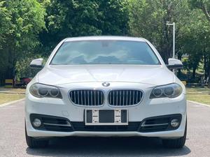 <span class=keywords><strong>BMW</strong></span> 525Li 2.0T Automatique <span class=keywords><strong>2014</strong></span>, Édition Luxe Leading - Product Image 1