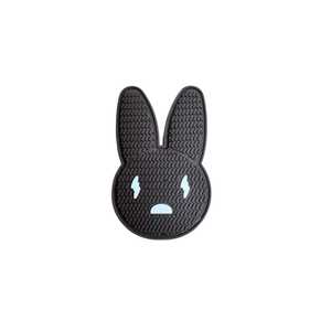 Patch en caoutchouc PVC souple en forme de lapin personnalisé, badge animal 3D à coudre pour vêtements et sacs d'enfants - Product Image 3