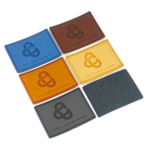 Étiquettes en similicuir personnalisées avec logo, patchs en cuir PU, étiquettes en cuir gaufré pour jeans, sacs à main, vêtements, matière en cuir PU - Product Image 4