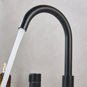 Robinet de baignoire et mitigeur de douche 5 trous en laiton massif de style européen avec jet de massage pour projets d'appartements - Product Image 5