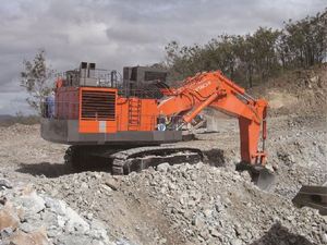Multi-Japan Hydraulic <b>Tracked</b> 118Ton EX1200-7 Hitachi Digger Featuring HITACHI - Product Image 5