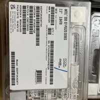 SSD Solid State Drive Baru P5520 3.84T PCIe 4.0 X4, NVMe U.2 3.84T P5520 SSD