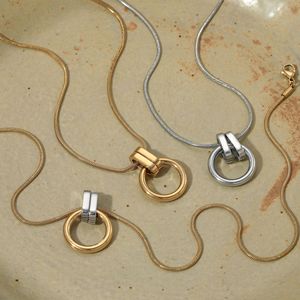 공장 도매 CE 인증 스테인리스 스틸 투톤 기하학적 링 펜던트 목걸이 - Product Image 3