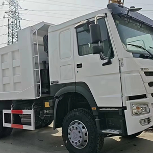 Camión tractor usado Howo 6x4 (cabeza de camión de 10 ruedas) excelente rendimiento garantiza seguridad alta eficiencia de transporte - Product Image 1