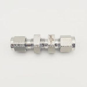 Raccord réducteur bidirectionnel Weffluid en acier inoxydable 316 pour montage mural, double compression haute pression - Product Image 1