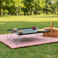 Meubles d'extérieur en aluminium léger OEM pour le camping, durables, gain de place, table pliante pour le café, les enfants, le camping, la salle à manger