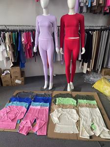 Abbigliamento Femminile Rosso con Logo Personalizzato, Set Due Pezzi in Poliestere Costolato, Completo Loungewear Athleisure Autunno 2024 - Product Image 4