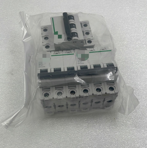 Équipement de contrôle d'automatisation industrielle authentique neuf et économique Plc [lot de 3 pièces] Multi 9 <span class=keywords><strong>C60sp</strong></span> C 32 a M9f22332 Garantie - Product Image 2