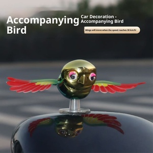 O vento pôs o ornamento esvoaçante do carro do pássaro nenhuma bateria precisou a vibração ativada para a decoração e o presente do painel - Product Image 5