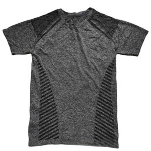 Fournisseur en gros de t-shirts pour hommes personnalisés, t-shirts de sport sans couture d'été, t-shirts de sport à séchage rapide, t-shirts de course à pied vierges, t-shirts imprimés - Product Image 5