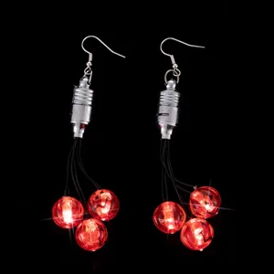 Boucles d'oreilles lumineuses Perles de tête de fantôme Halloween série de lumière led petit cadeau boucles d'oreilles lumineuses