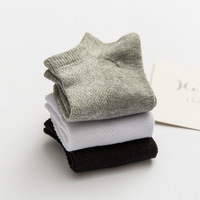 Prêt à expédier coton mince respirant maille cheville chaussettes couleurs unies-blanc noir gris unisexe bébé été tricoté anti-dérapant caractéristique