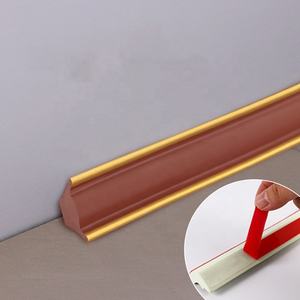 Bande flexible moderne de calfeutrage en PVC de 5M/16.4FT pour le coin de mur de plafond de bord de carrelage dans une application domestique blanche - Product Image 1