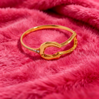 Nouveau Bracelet trou de serrure à motif classique avec pierre ronde naturelle et placage couleur or en laiton pour femmes à usage quotidien