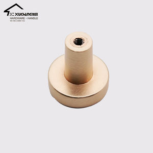 باب وخزانة ملابس من النحاس المصقول من الجلد البني بتصميم كلاسيكي على الطراز الأوروبي لأدراج المطبخ - Product Image 3