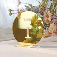 Numéros de table personnalisés modernes en acrylique transparent doré 3D pour centre de table de mariage et décoration de fête
