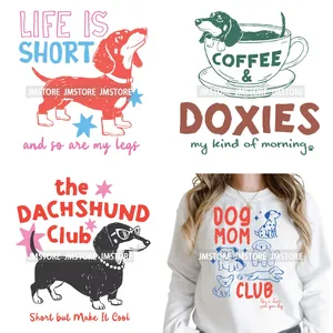 Autocollants DTF thermocollants lavables « Funny Dachshund Dog <span class=keywords><strong>Mom</strong></span> Club » avec citations <span class=keywords><strong>pour</strong></span> les amoureux des animaux, prêts à poser sur les vêtements - Product Image 1