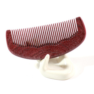 Peine de sándalo de 10-15 cm para mujeres, niños y adultos, peine de madera práctico para el cuidado del cabello - Product Image 2
