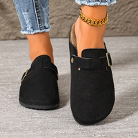 Mules sabots en daim pour femme avec bride à boucle, à enfiler, bout fermé, pantoufles d'intérieur Beige, Marron clair, Noir