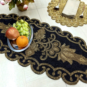 Tapis de table en tissu gaufré personnalisé, design de luxe noir et or, antidérapant, épaisseur 5 mm, tapis et sous-plats écologiques - Product Image 1