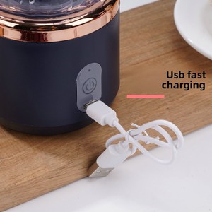 Mixeur Électrique de Comptoir Sans BPA 700 ml avec Lames en Acier Inoxydable Rechargeable pour Smoothies et Jus de Fruits et Légumes - Product Image 3
